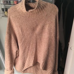 TURTLENECK SWEATER